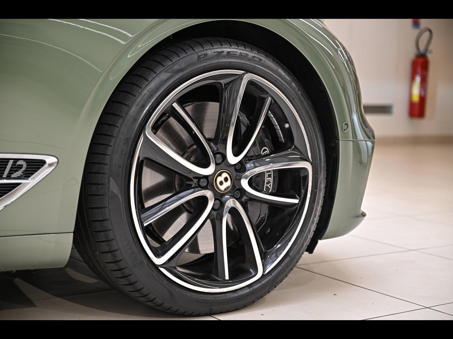Voitures occasions BENTLEY Continental GT Base Paris
