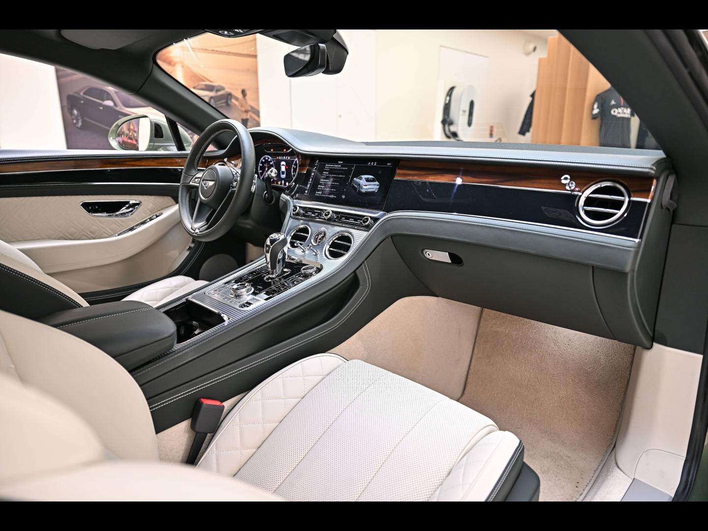Voitures occasions BENTLEY Continental GT Base Paris