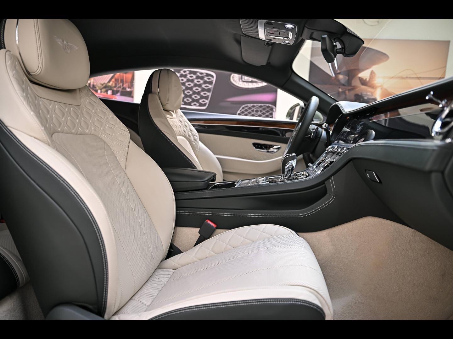 Voitures occasions BENTLEY Continental GT Base Paris
