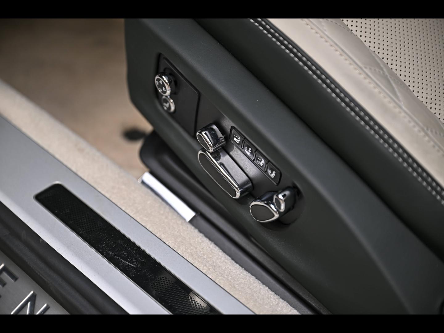 Voitures occasions BENTLEY Continental GT Base Paris