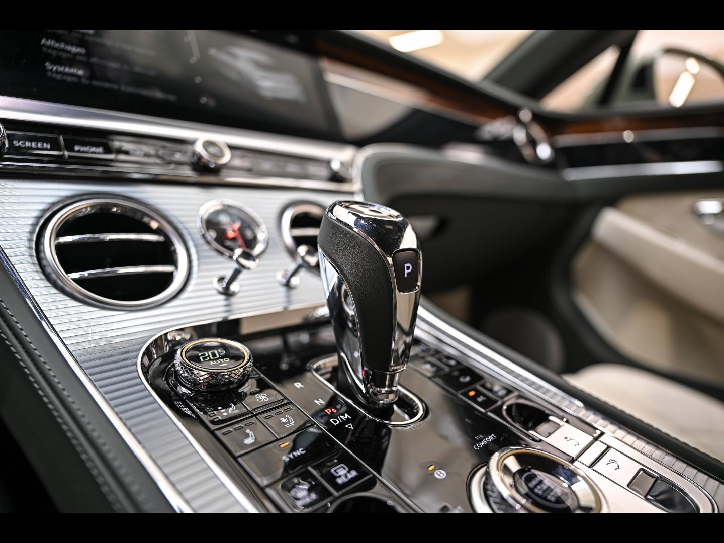 Voitures occasions BENTLEY Continental GT Base Paris