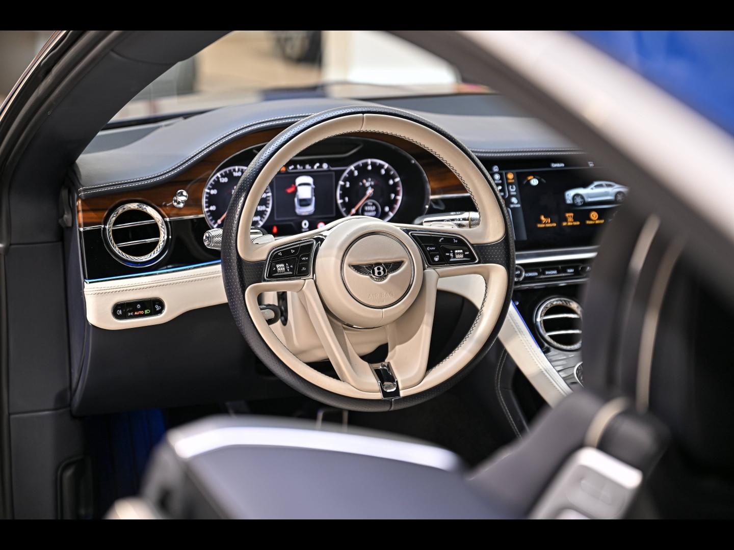 Voitures occasions BENTLEY Continental GT Base Paris