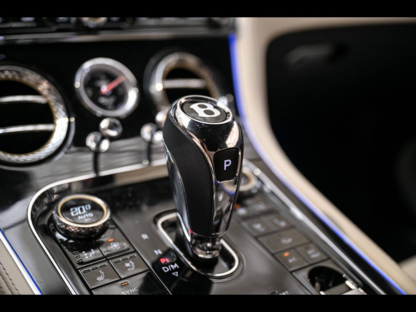 Voitures occasions BENTLEY Continental GT Base Paris