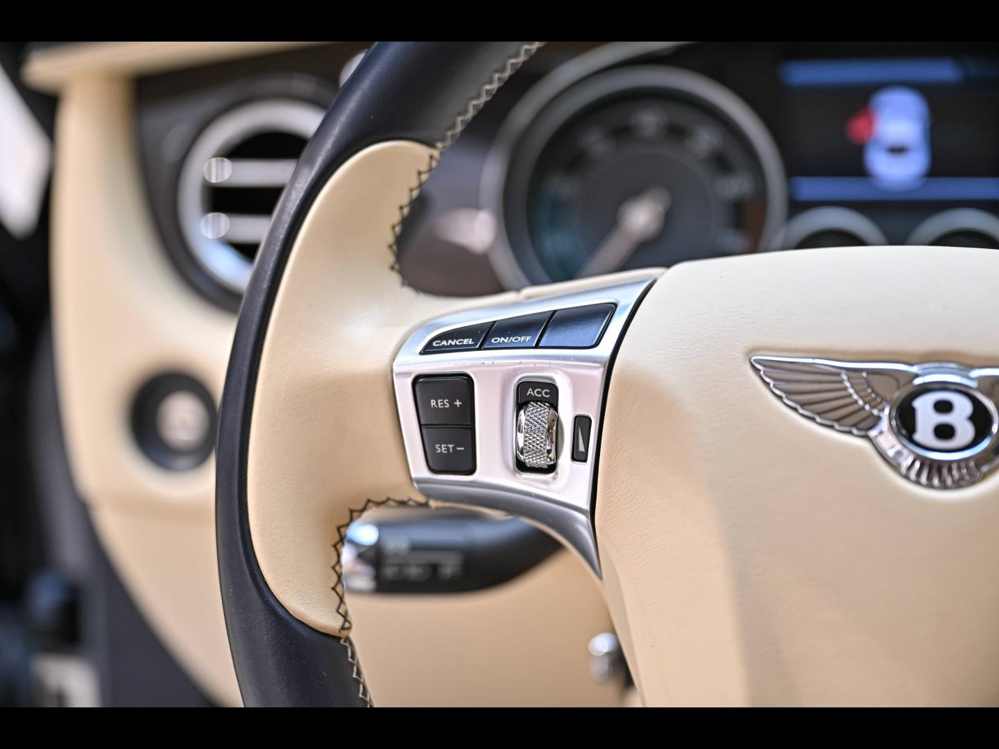 Voitures occasions BENTLEY Continental GT Base Paris