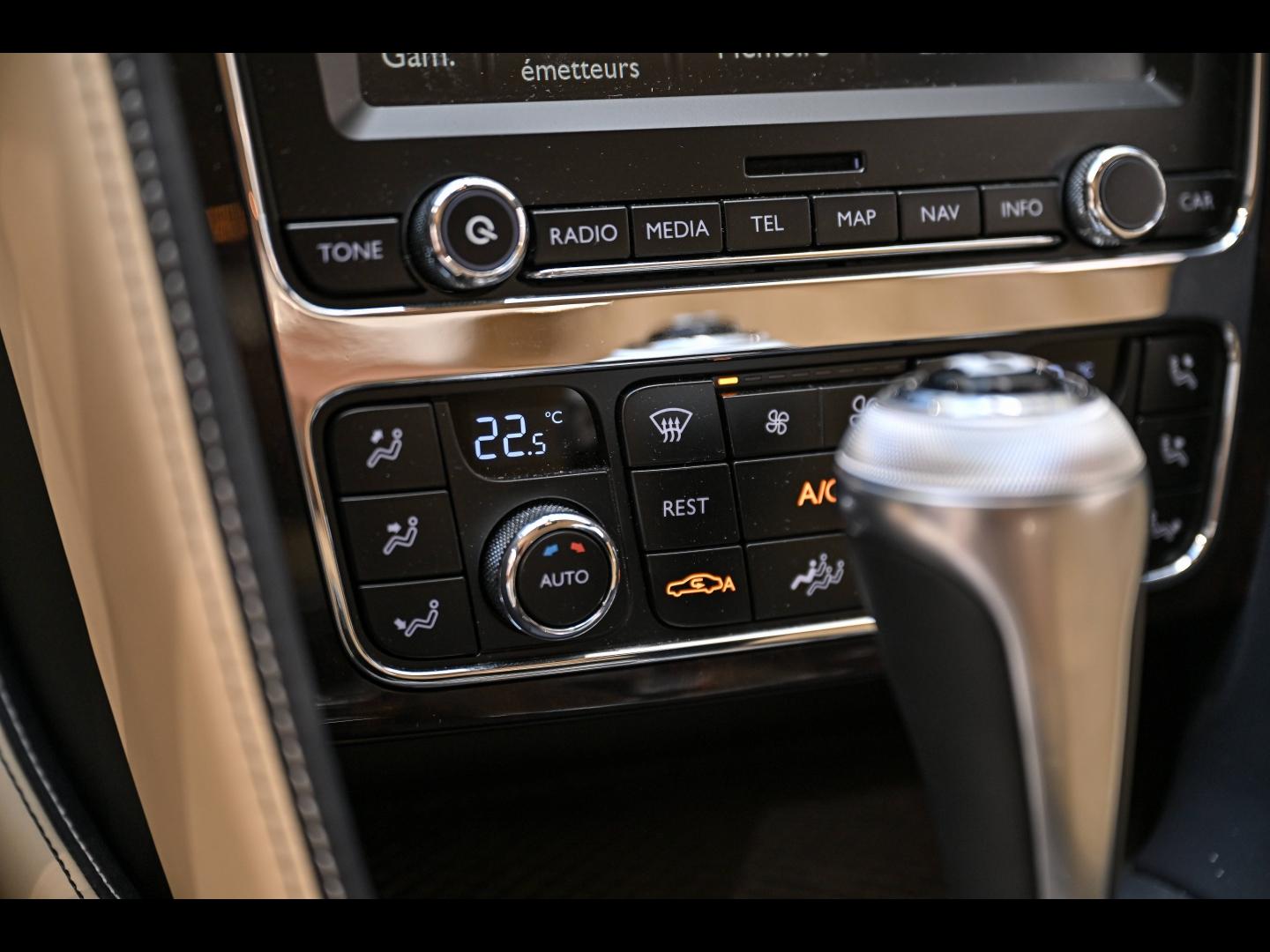 Voitures occasions BENTLEY Continental GT Base Paris