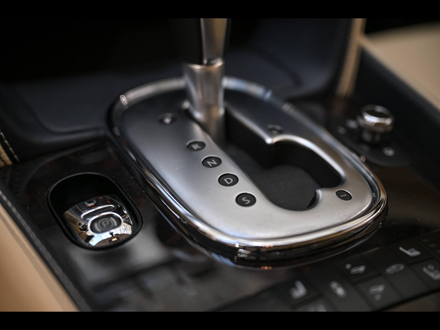 Voitures occasions BENTLEY Continental GT Base Paris
