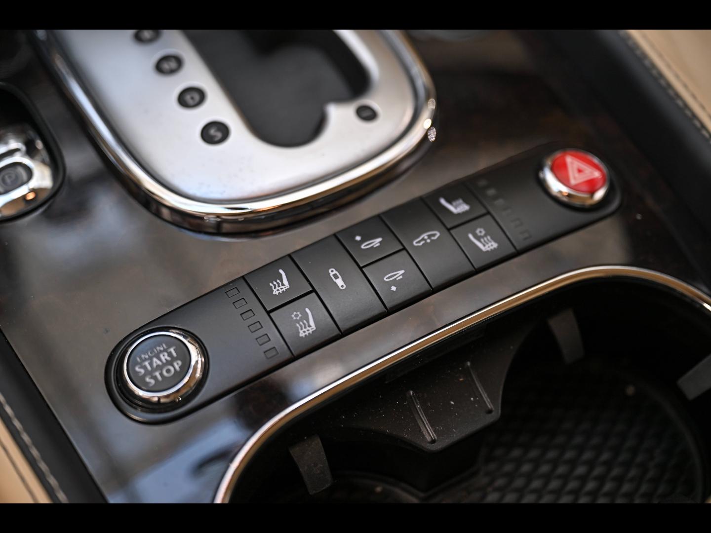 Voitures occasions BENTLEY Continental GT Base Paris
