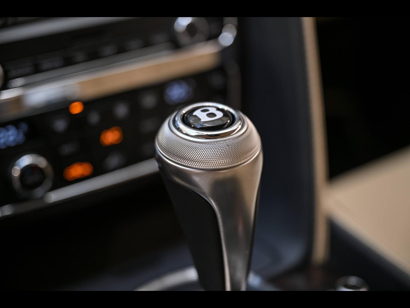 Voitures occasions BENTLEY Continental GT Base Paris