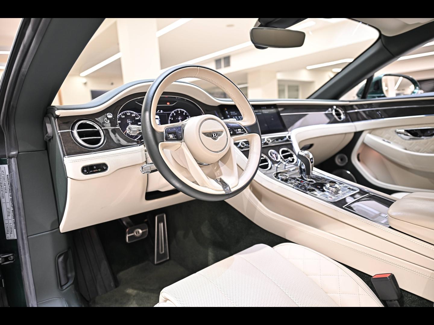 Voitures occasions BENTLEY Continental GT Base Paris