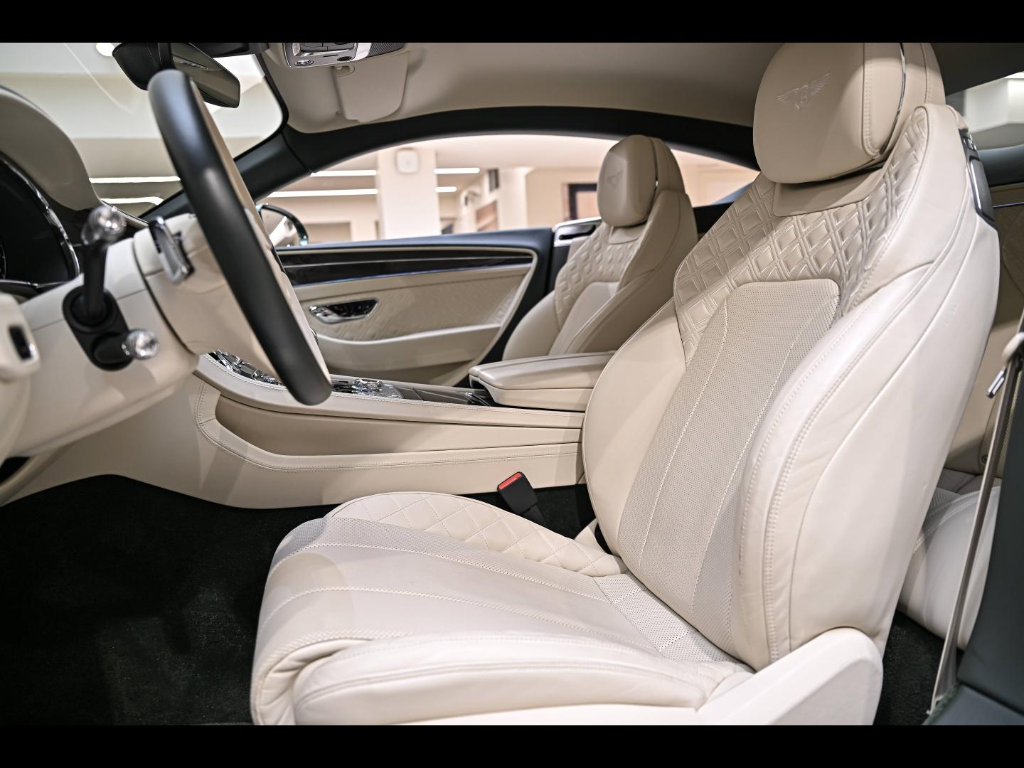 Voitures occasions BENTLEY Continental GT Base Paris