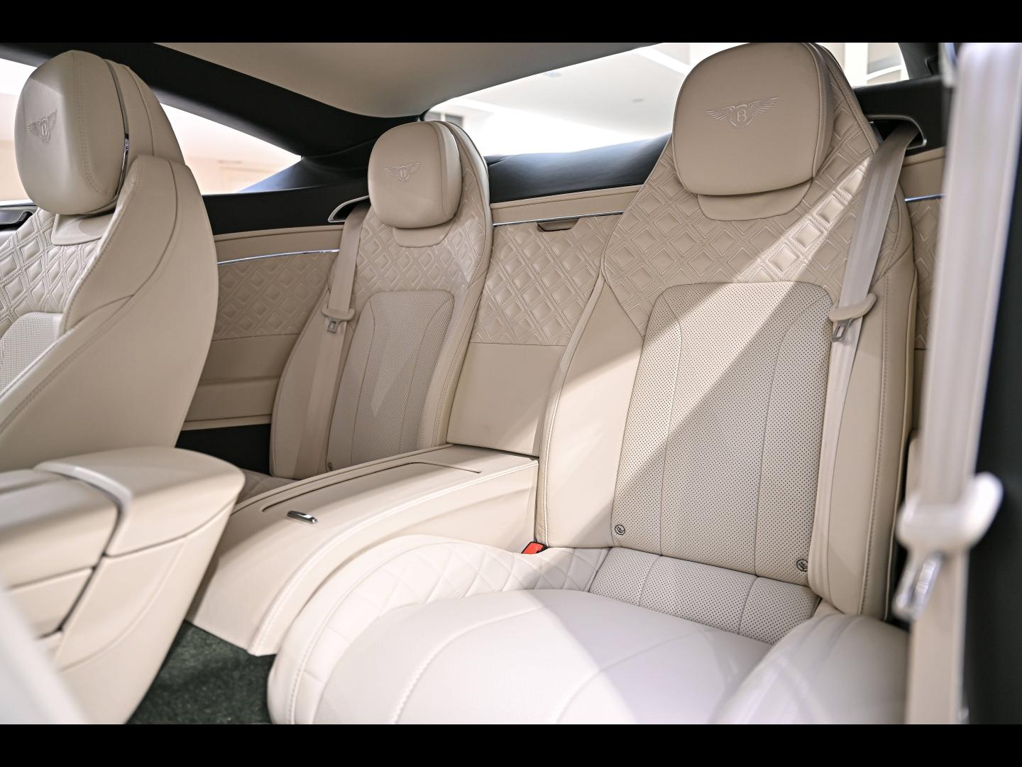 Voitures occasions BENTLEY Continental GT Base Paris