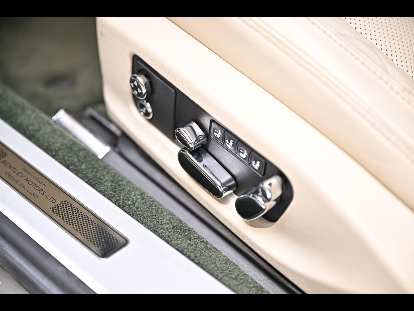 Voitures occasions BENTLEY Continental GT Base Paris