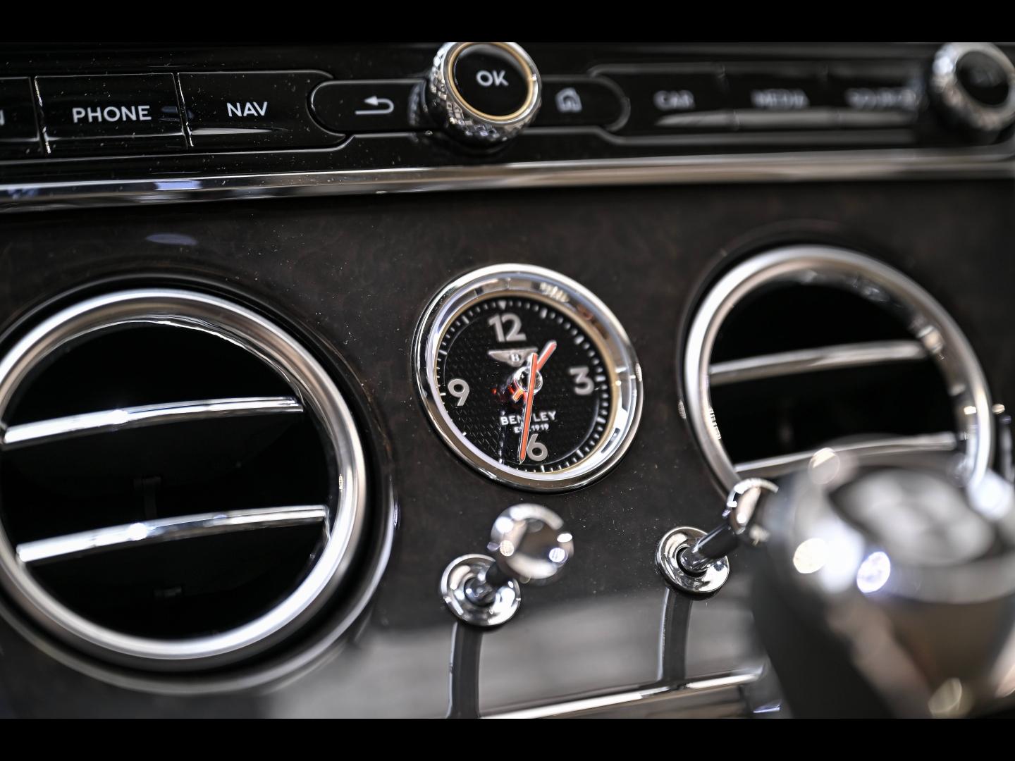 Voitures occasions BENTLEY Continental GT Base Paris