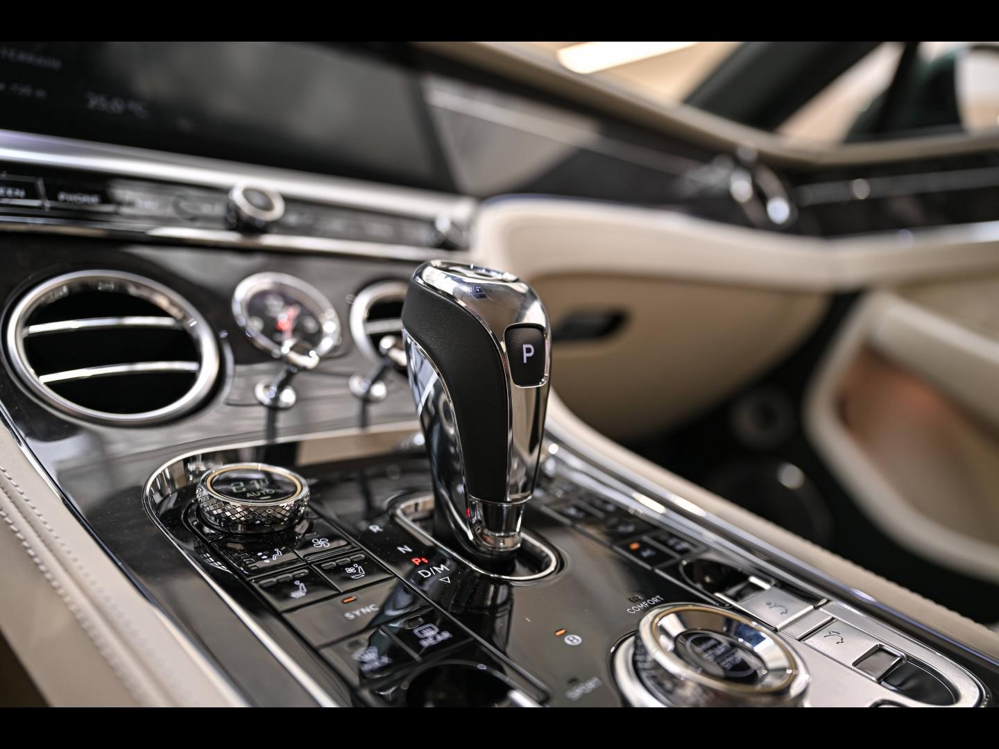 Voitures occasions BENTLEY Continental GT Base Paris