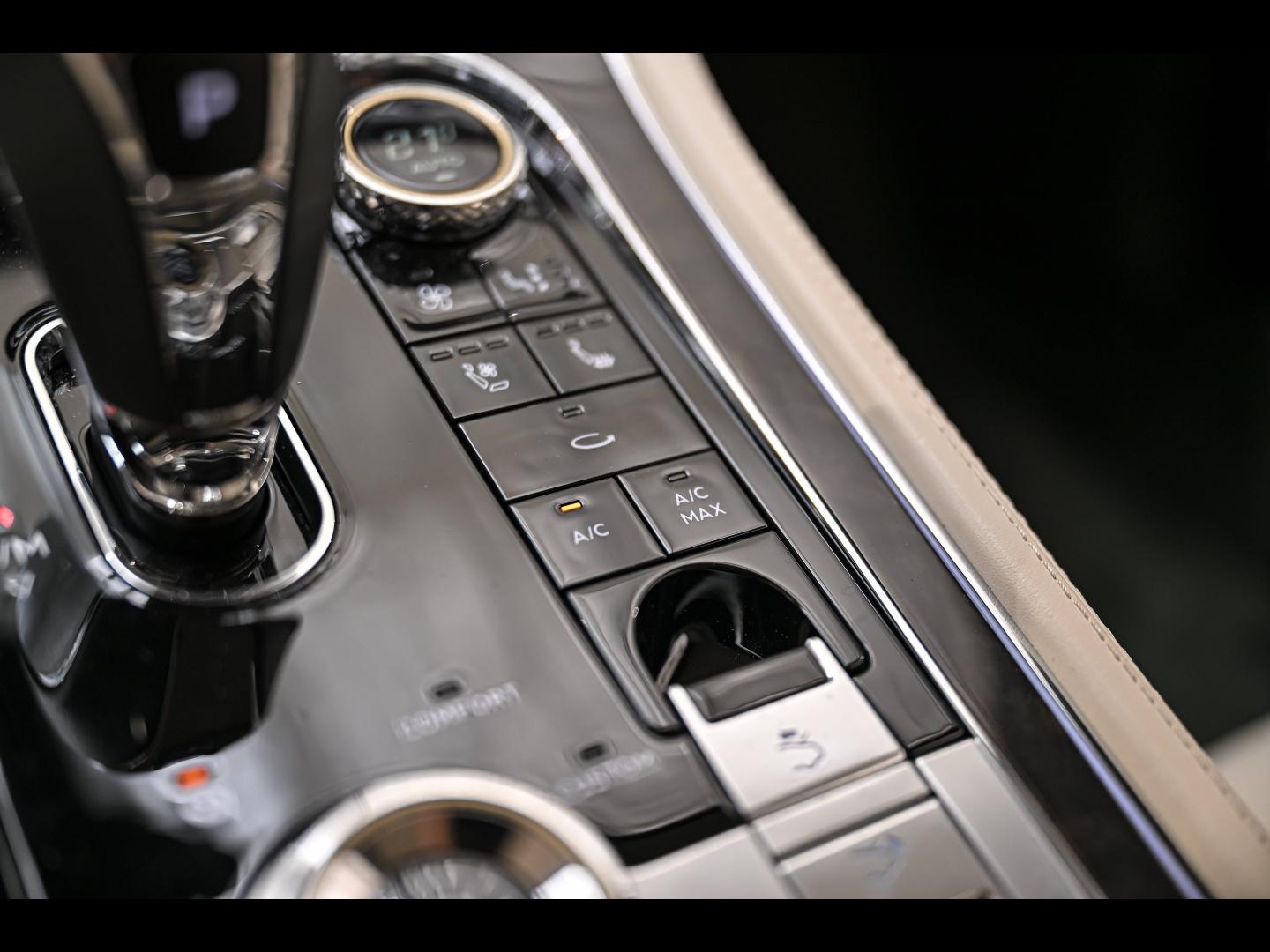 Voitures occasions BENTLEY Continental GT Base Paris