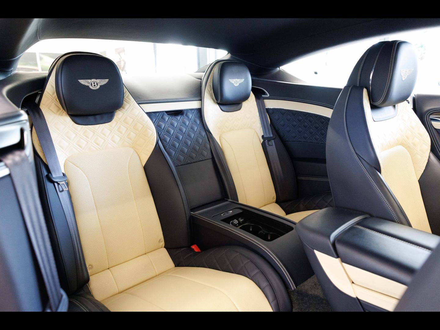 Voitures occasions BENTLEY Continental GT Base Paris