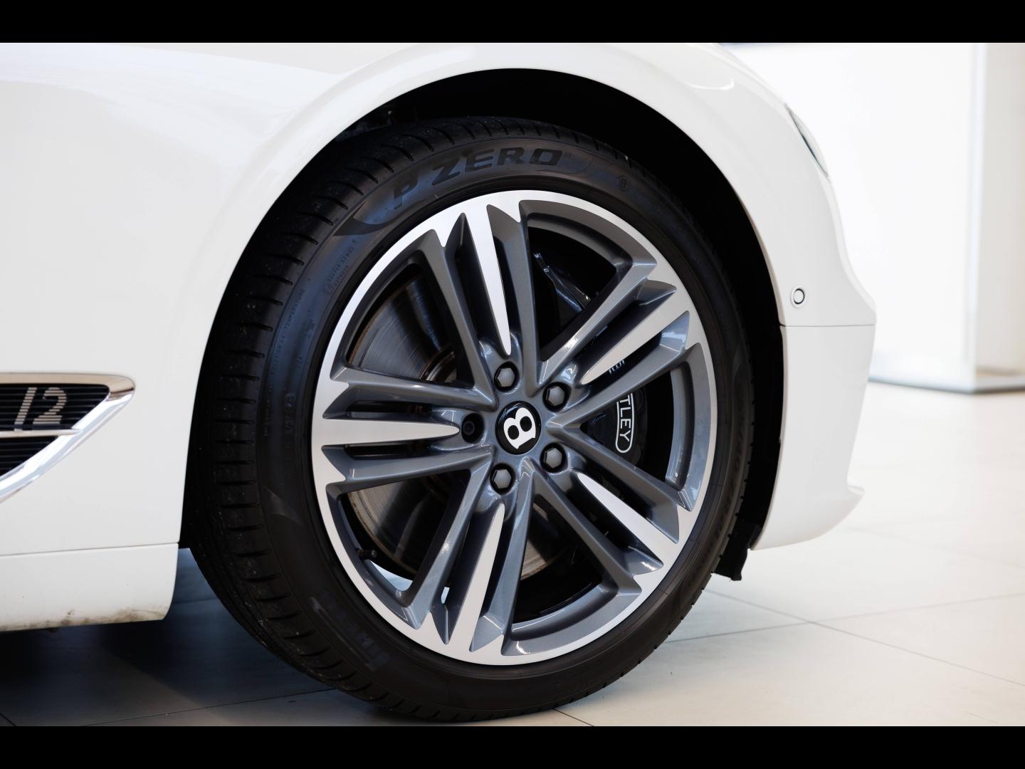 Voitures occasions BENTLEY Continental GT Base Paris
