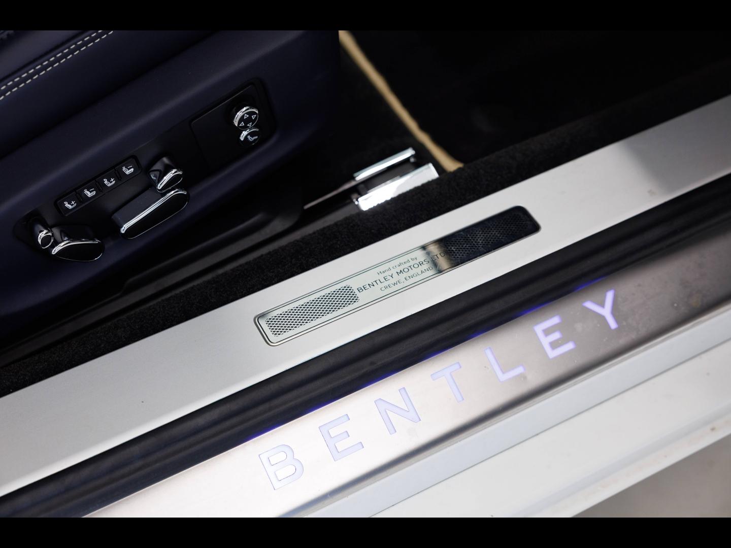 Voitures occasions BENTLEY Continental GT Base Paris