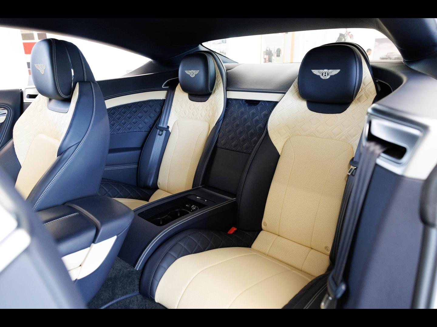 Voitures occasions BENTLEY Continental GT Base Paris