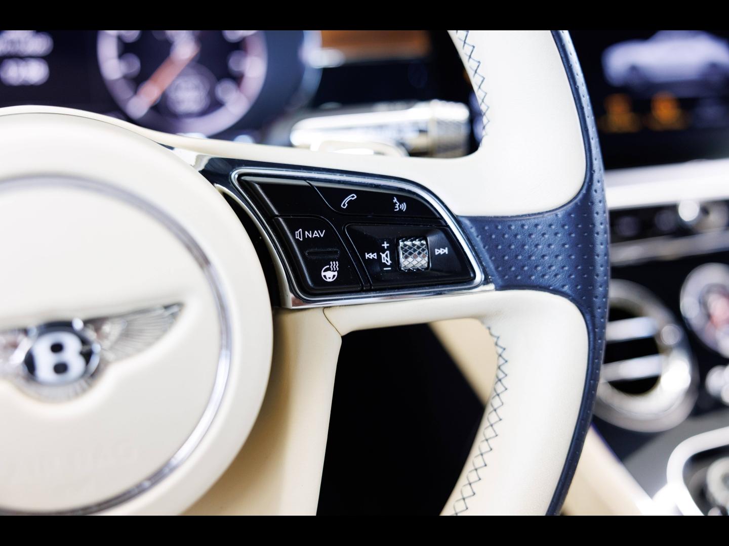 Voitures occasions BENTLEY Continental GT Base Paris