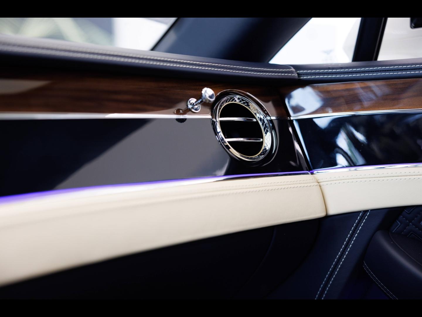 Voitures occasions BENTLEY Continental GT Base Paris