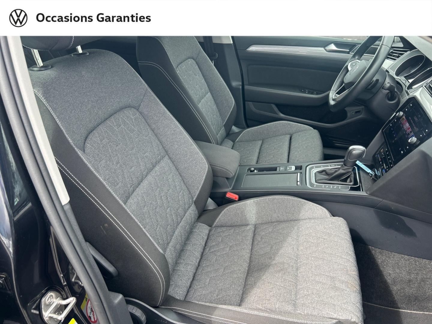 Voitures occasions VOLKSWAGEN Passat SW Life Plus Cesson-Sévigné