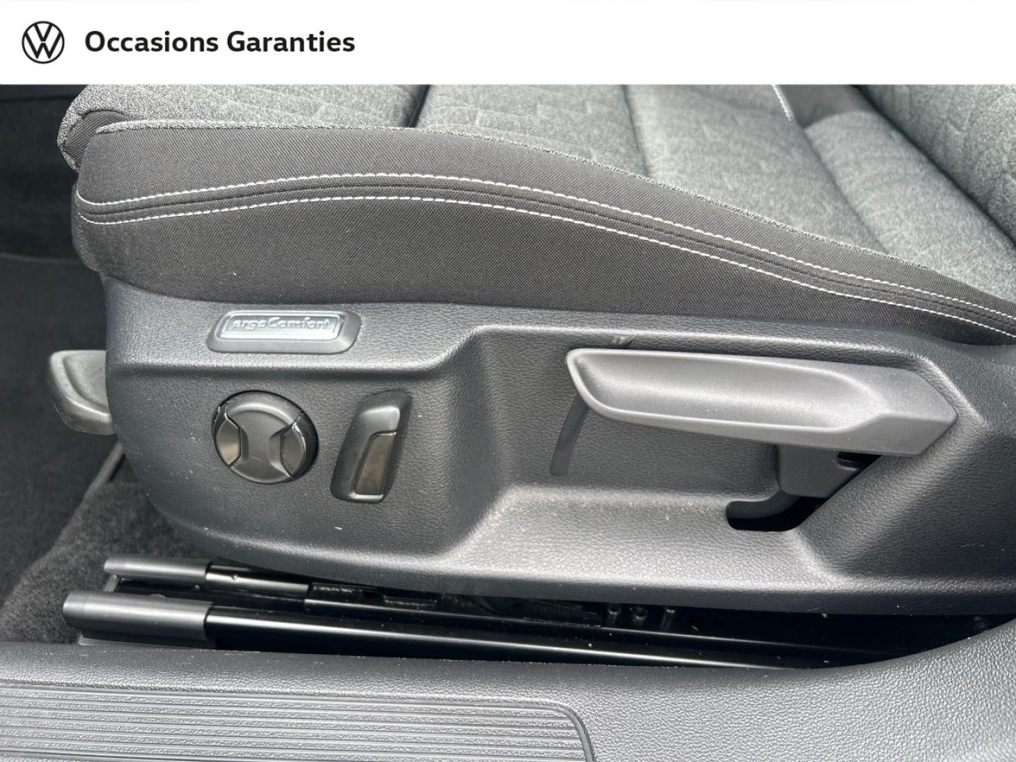 Voitures occasions VOLKSWAGEN Passat SW Life Plus Cesson-Sévigné