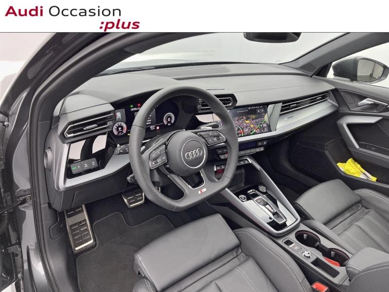 Voitures occasions VOLKSWAGEN ID.4 Life Max Cesson-Sévigné