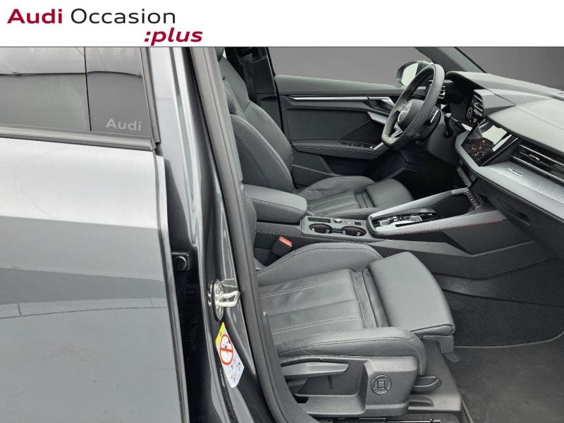 Voitures occasions VOLKSWAGEN ID.4 Life Max Cesson-Sévigné