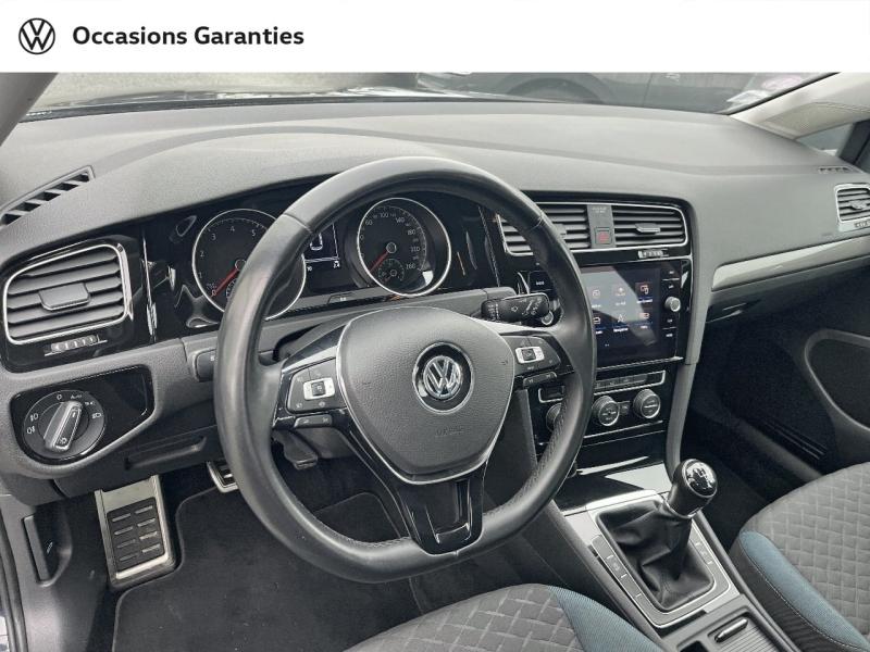 Voitures occasions VOLKSWAGEN GOLF IQ.Drive Cesson-Sévigné