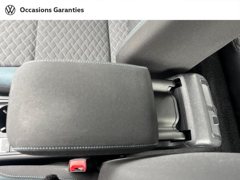 Voitures occasions VOLKSWAGEN GOLF IQ.Drive Cesson-Sévigné
