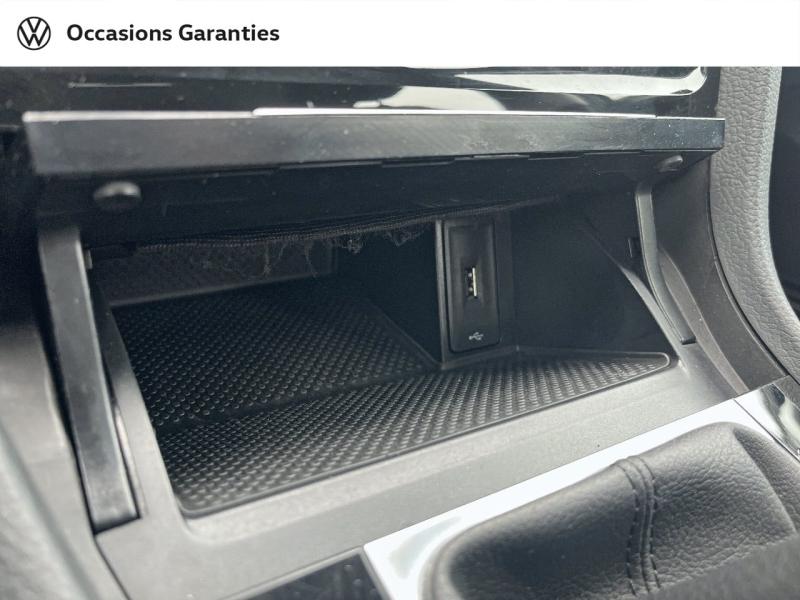 Voitures occasions VOLKSWAGEN GOLF IQ.Drive Cesson-Sévigné