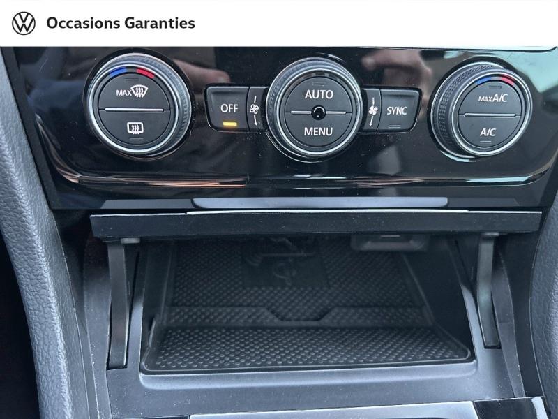 Voitures occasions VOLKSWAGEN GOLF Carat Cesson-Sévigné