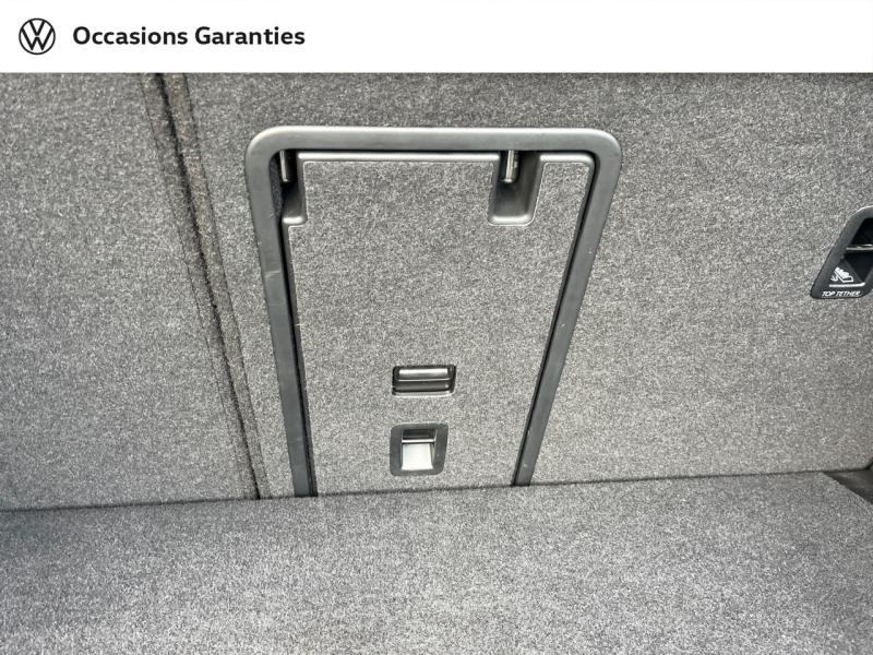 Voitures occasions VOLKSWAGEN GOLF Life Business Cesson-Sévigné