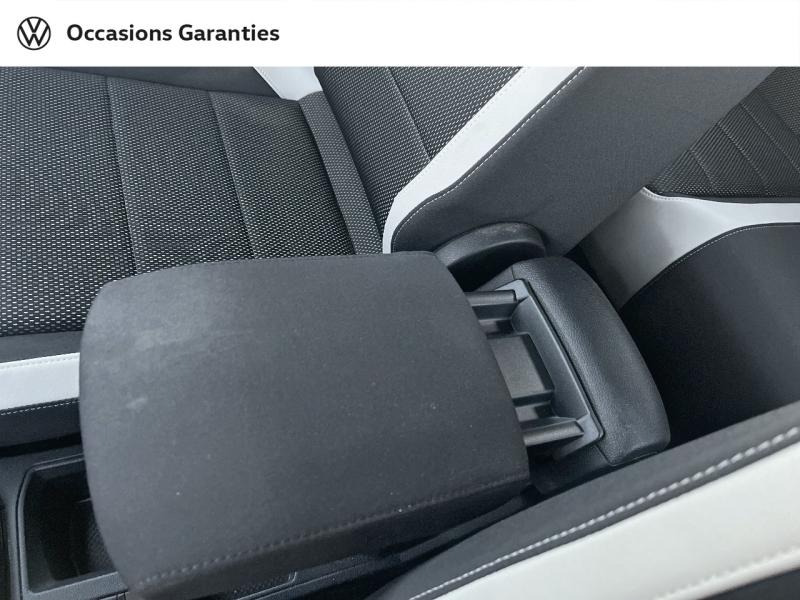 Voitures occasions VOLKSWAGEN T-ROC Carat Cesson-Sévigné