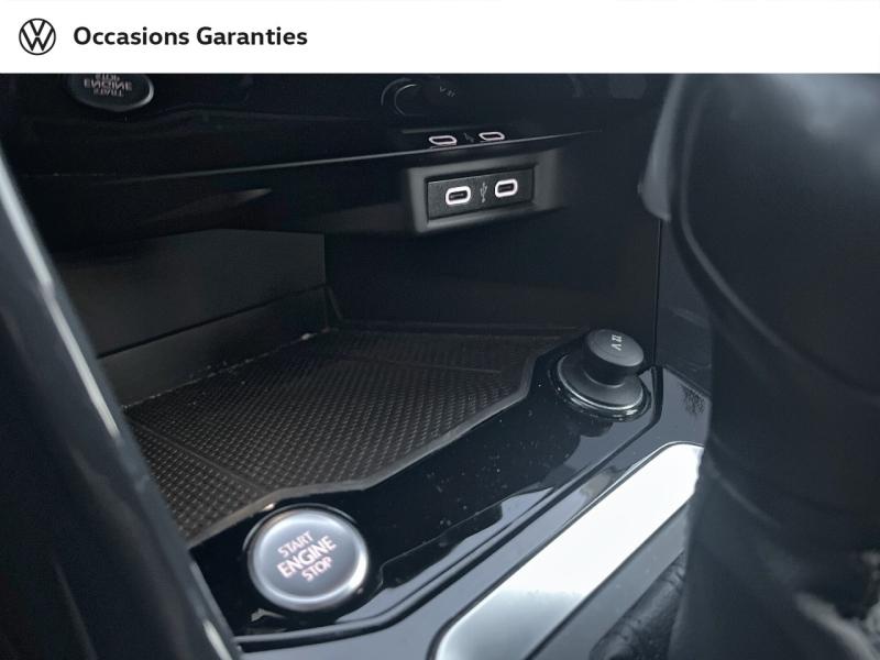 Voitures occasions VOLKSWAGEN T-ROC Carat Cesson-Sévigné