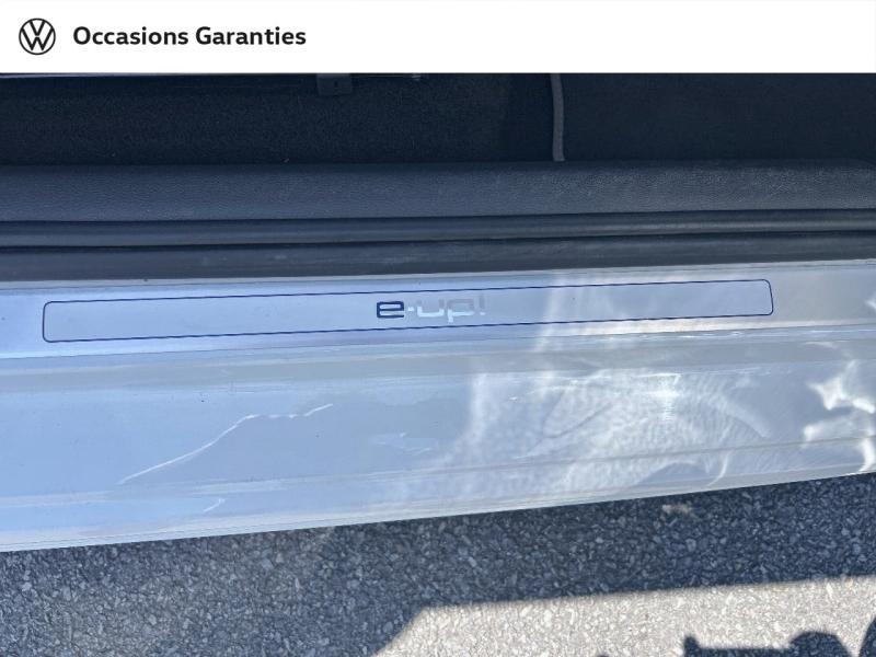 Voitures occasions VOLKSWAGEN e-up! Base Cesson-Sévigné