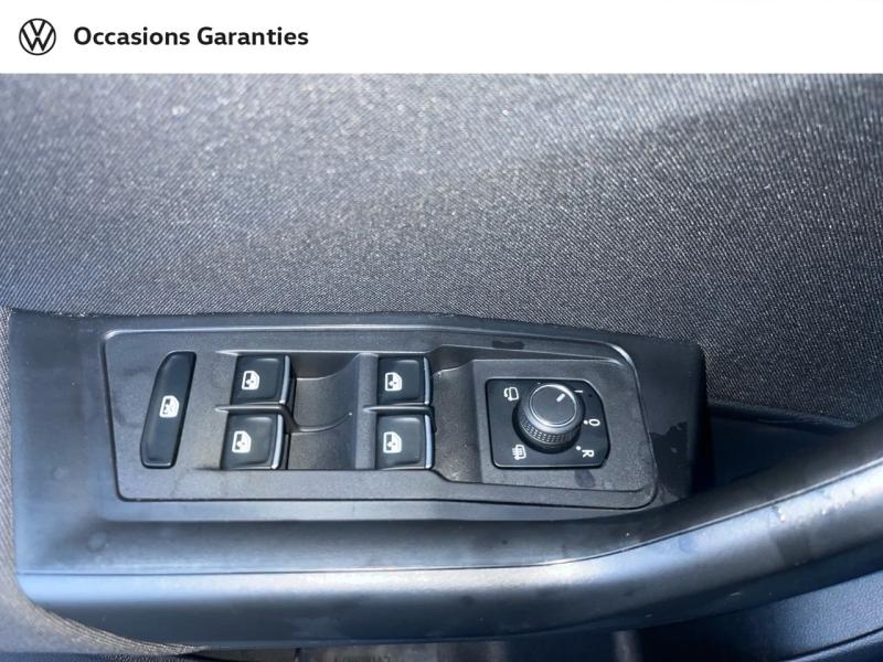Voitures occasions VOLKSWAGEN T-ROC IQ.Drive Cesson-Sévigné