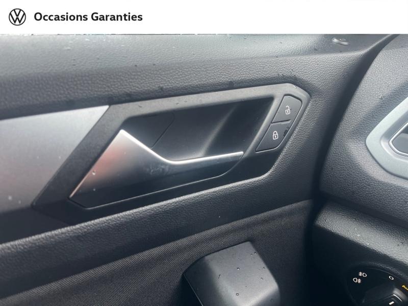 Voitures occasions VOLKSWAGEN T-ROC Active Cesson-Sévigné