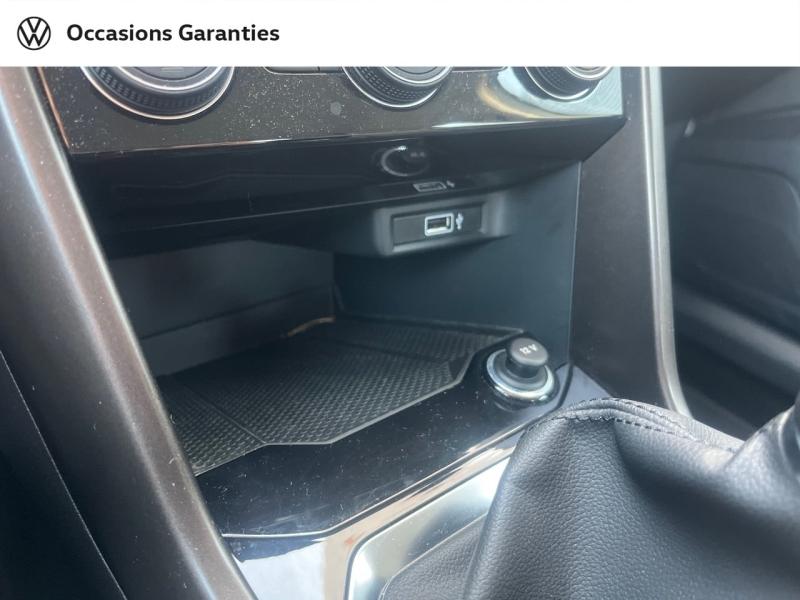 Voitures occasions VOLKSWAGEN T-ROC Lounge Cesson-Sévigné