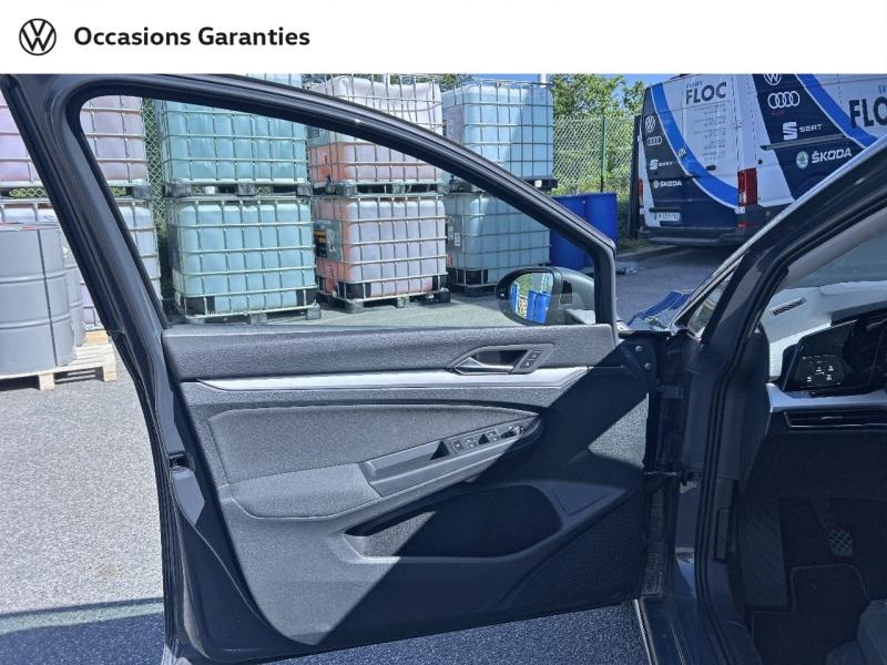 Voitures occasions VOLKSWAGEN GOLF Life 1st Saint-Grégoire