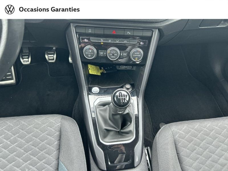 Voitures occasions VOLKSWAGEN T-ROC IQ.Drive Cesson-Sévigné