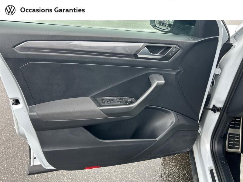 Voitures occasions VOLKSWAGEN T-ROC IQ.Drive Cesson-Sévigné