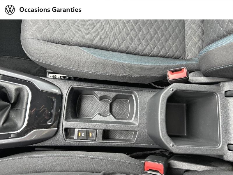 Voitures occasions VOLKSWAGEN T-ROC IQ.Drive Cesson-Sévigné