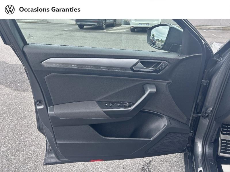 Voitures occasions VOLKSWAGEN T-ROC Active Cesson-Sévigné