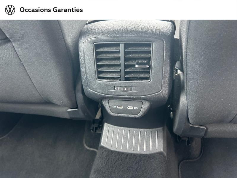 Voitures occasions VOLKSWAGEN T-ROC Active Cesson-Sévigné