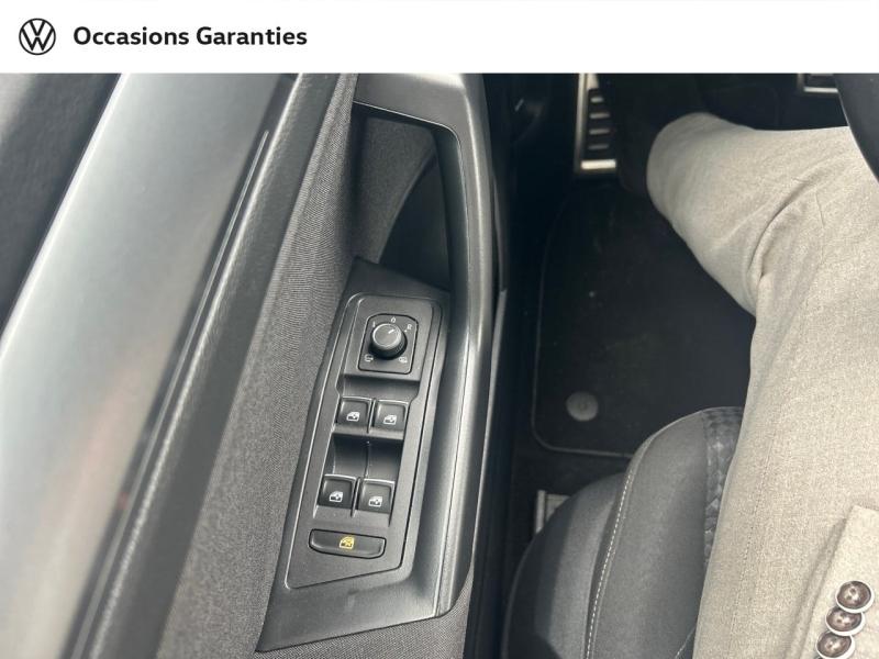 Voitures occasions VOLKSWAGEN T-ROC Active Cesson-Sévigné