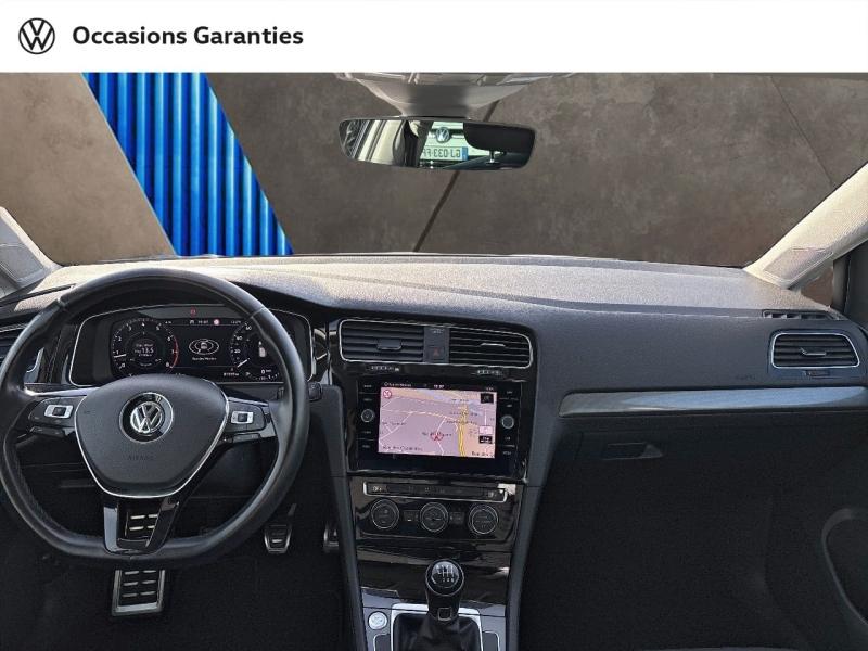 Voitures occasions VOLKSWAGEN GOLF IQ.Drive Cesson-Sévigné