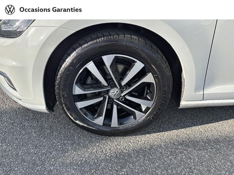 Voitures occasions VOLKSWAGEN GOLF IQ.Drive Cesson-Sévigné