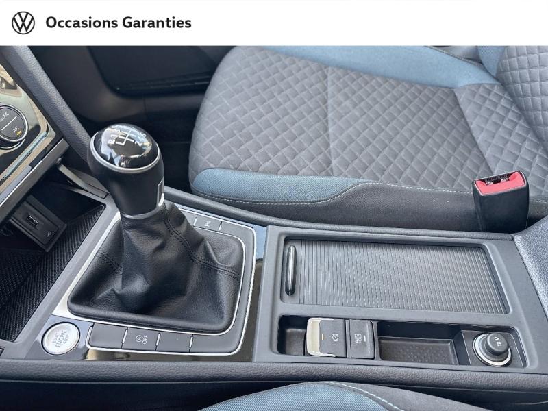 Voitures occasions VOLKSWAGEN GOLF IQ.Drive Cesson-Sévigné